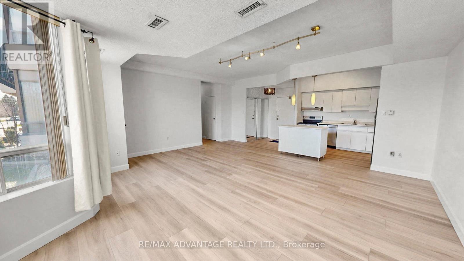 106 - 521 Riverside Drive, London North, Ontario N6H 5E2 - Photo 15 - X12936532