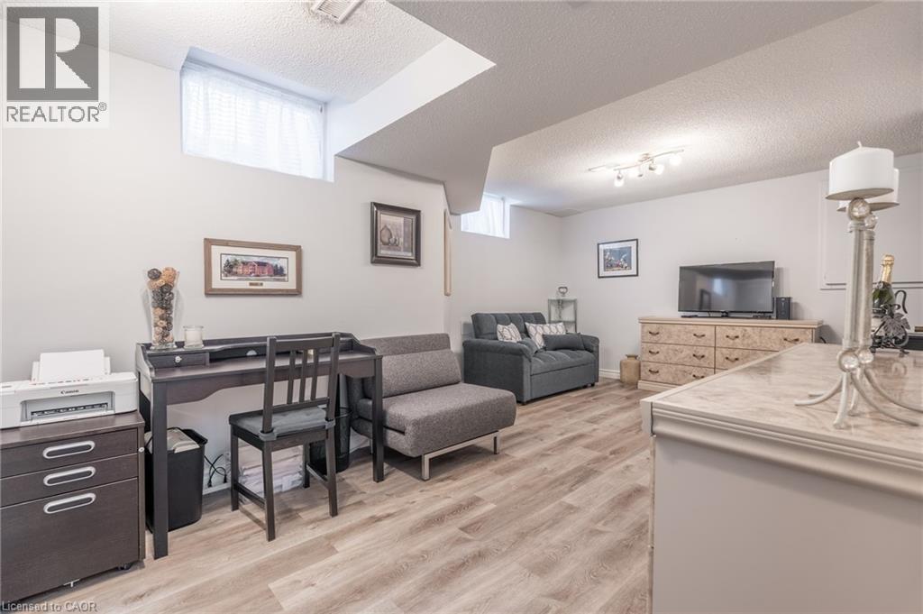 175 Fiddlers Green Road Unit# 3, Ancaster, Ontario  L9G 4X7 - Photo 18 - 40805943