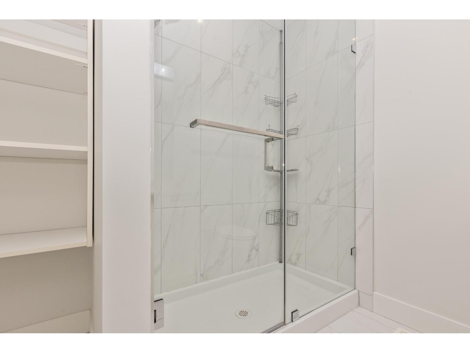 232 2218 Oak Meadows Drive, Surrey, British Columbia  V3Z 0W6 - Photo 22 - R3105320