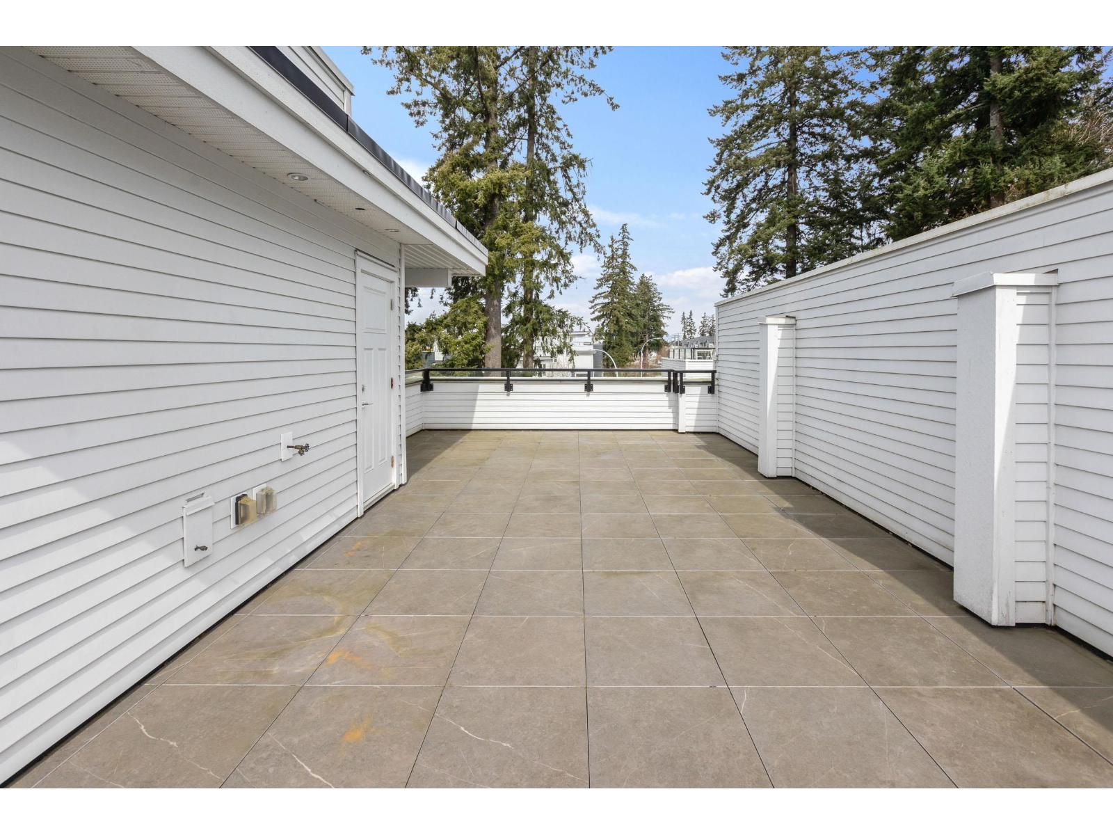 232 2218 Oak Meadows Drive, Surrey, British Columbia  V3Z 0W6 - Photo 33 - R3105320