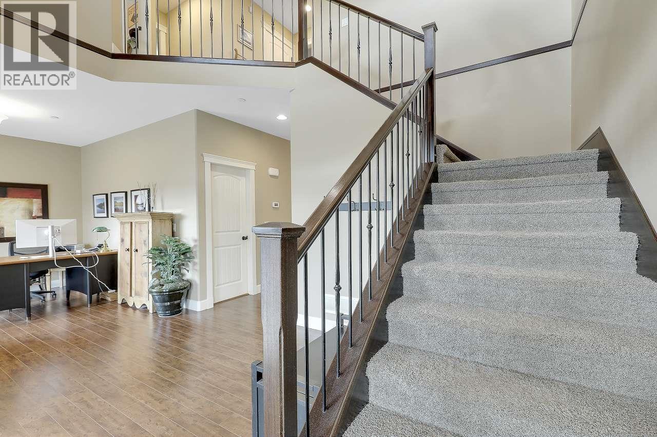 11231 236a Street, Maple Ridge, British Columbia  V2W 0E8 - Photo 6 - R3105343