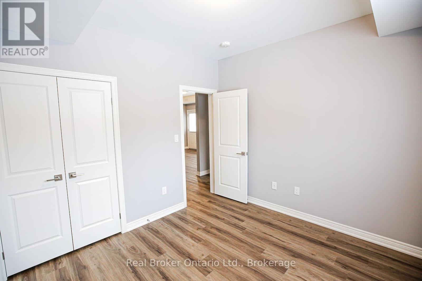 40 Pietz Avenue, Welland, Ontario  L3C 1Z5 - Photo 17 - X12941788