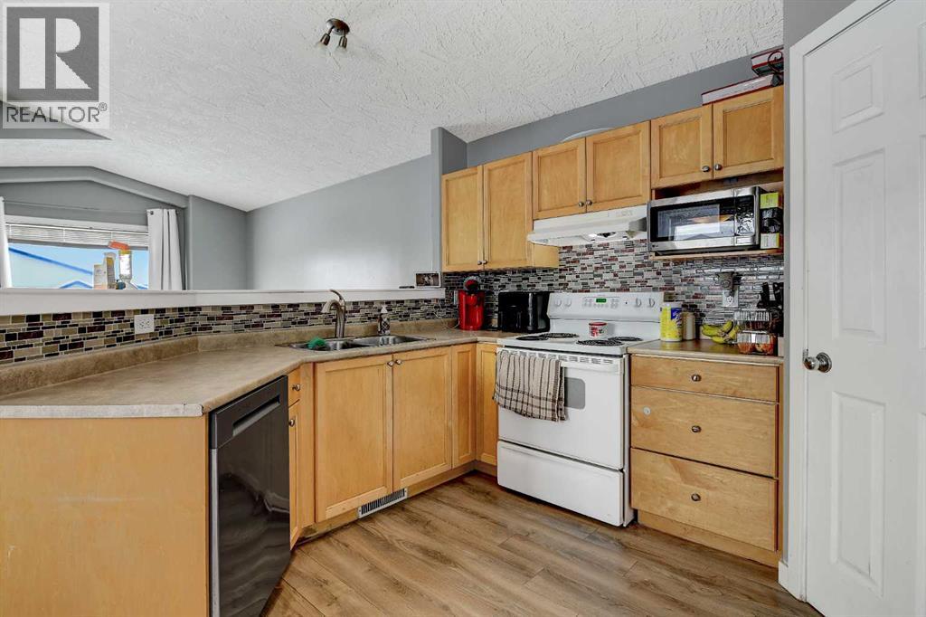 12901 93a Street, Grande Prairie, Alberta  T8X 1S6 - Photo 7 - A2290823