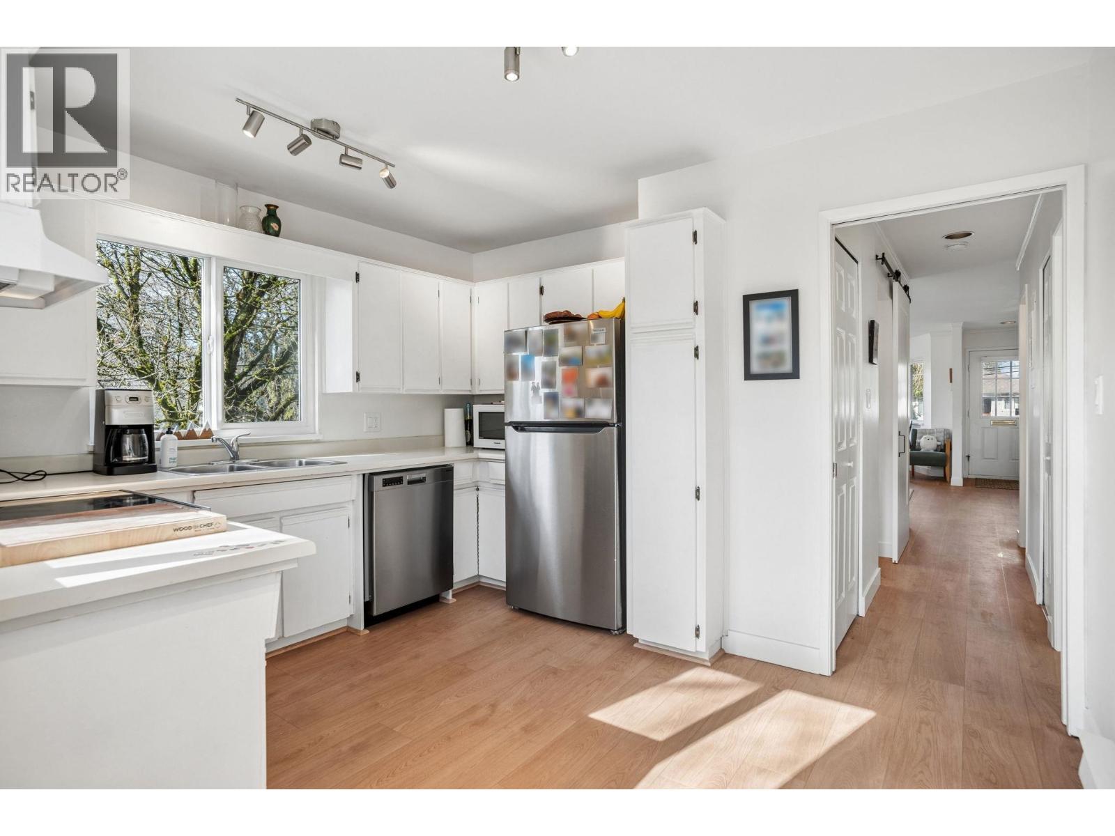 602 E 13th Avenue, Vancouver, British Columbia V5T 2L1 - Photo 10 - R3105488