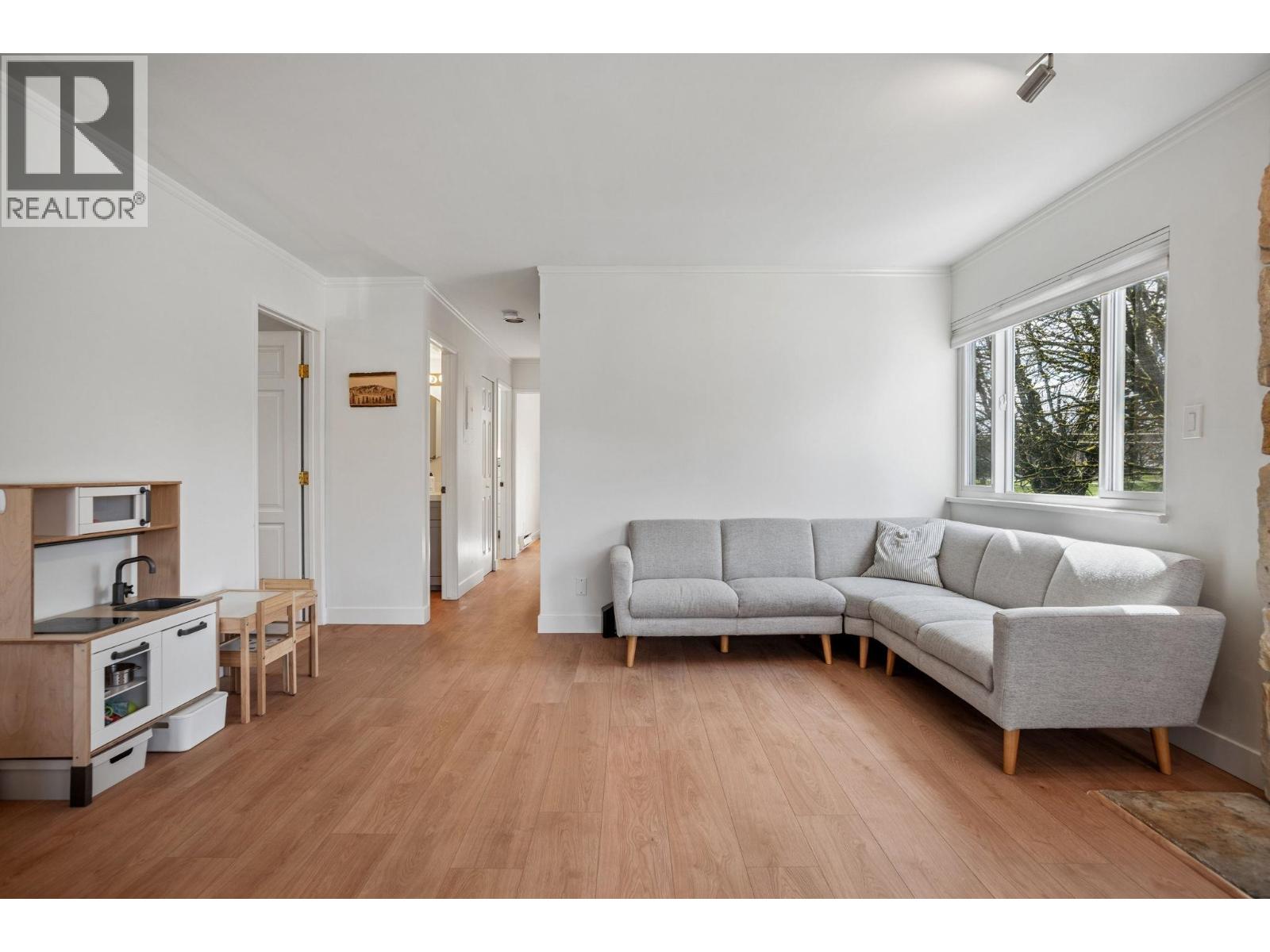 602 E 13th Avenue, Vancouver, British Columbia V5T 2L1 - Photo 9 - R3105488