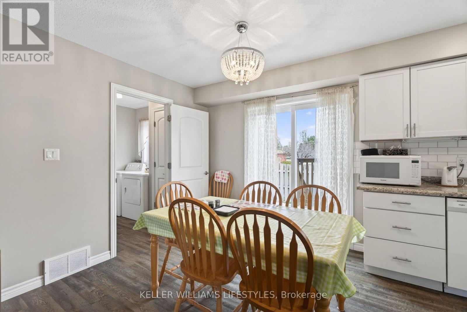 321 - 325 Buchanan Street, Strathroy-Caradoc, Ontario  N7G 1K6 - Photo 11 - X12941816