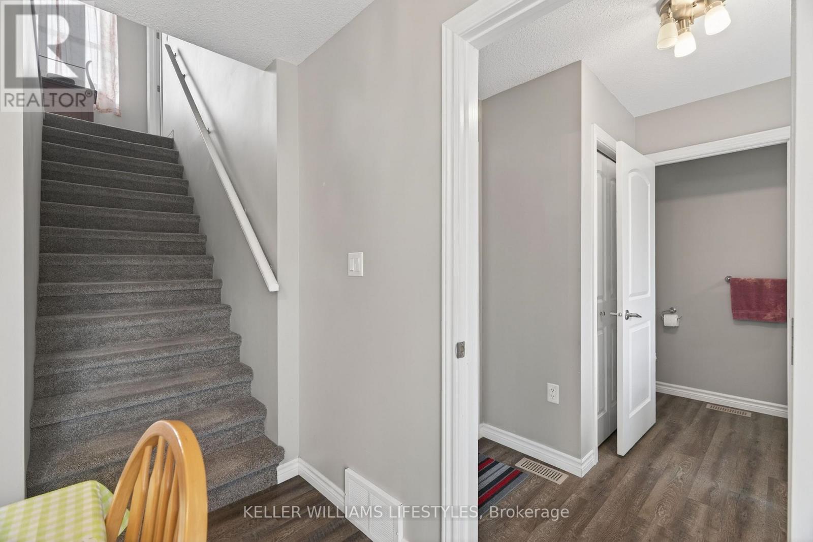 321 - 325 Buchanan Street, Strathroy-Caradoc, Ontario  N7G 1K6 - Photo 15 - X12941816