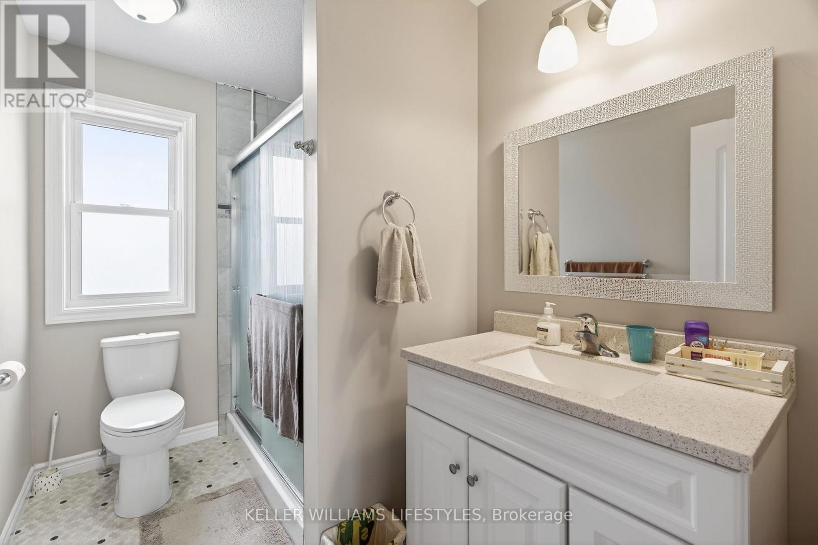 321 - 325 Buchanan Street, Strathroy-Caradoc, Ontario  N7G 1K6 - Photo 24 - X12941816