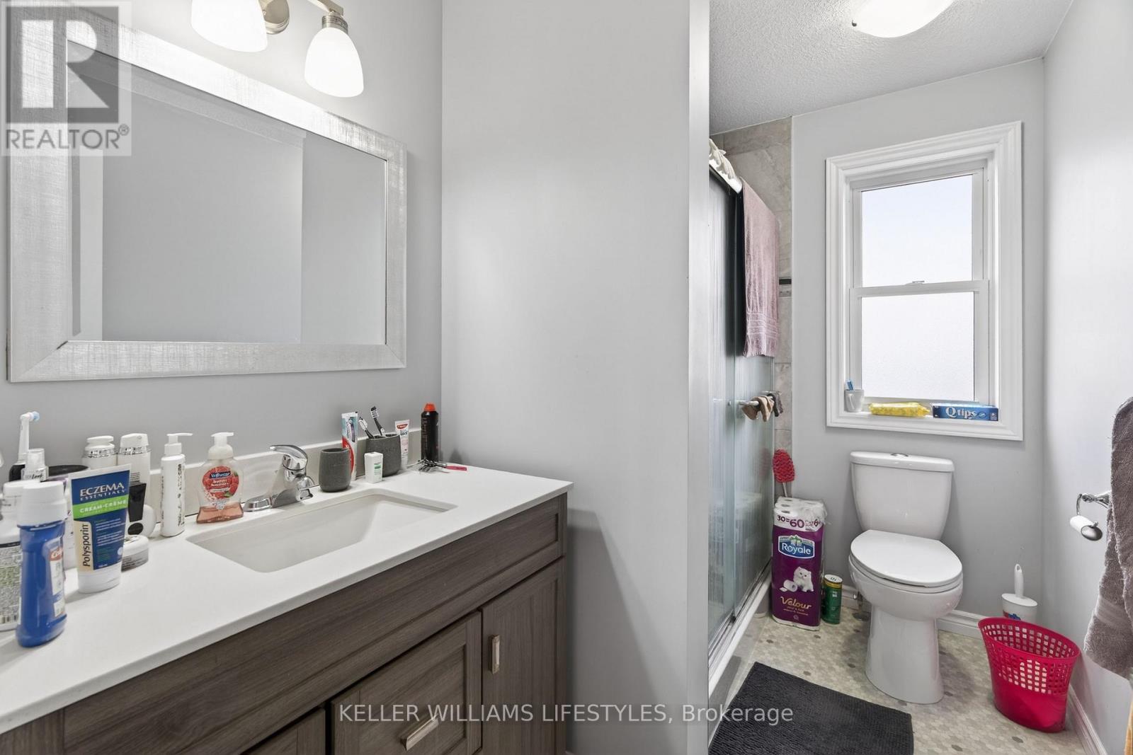 321 - 325 Buchanan Street, Strathroy-Caradoc, Ontario  N7G 1K6 - Photo 46 - X12941816