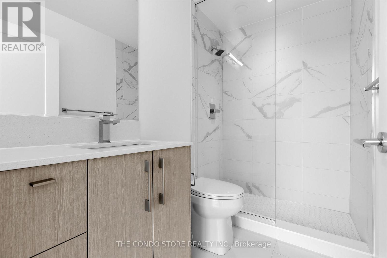 705 - 8 Manor Road W, Toronto, Ontario  M4S 0E6 - Photo 13 - C12941806