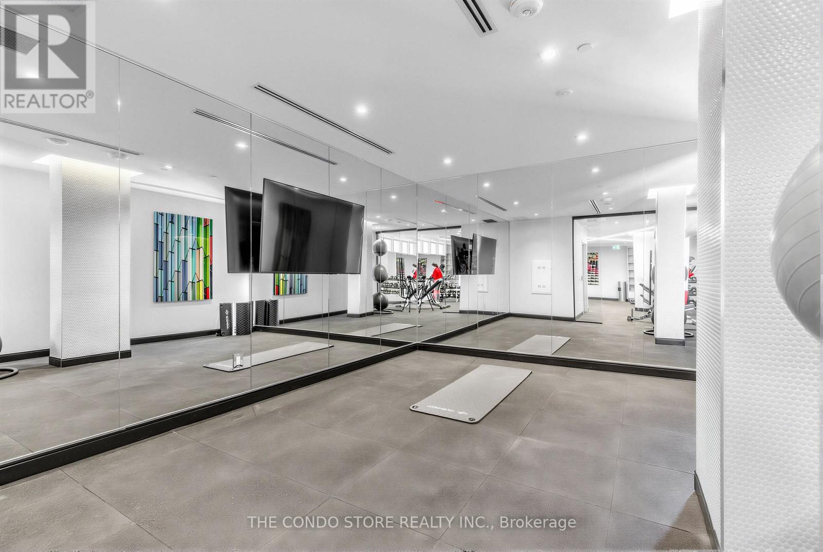 705 - 8 Manor Road W, Toronto, Ontario  M4S 0E6 - Photo 25 - C12941806