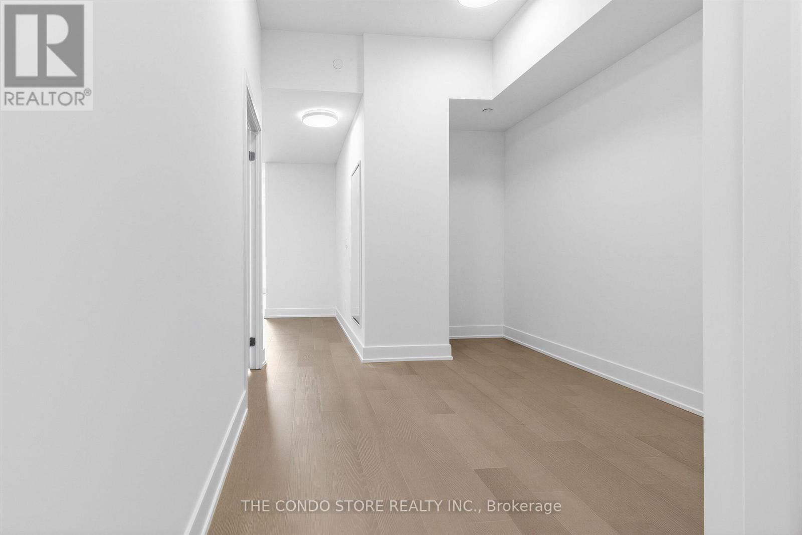 705 - 8 Manor Road W, Toronto, Ontario  M4S 0E6 - Photo 8 - C12941806