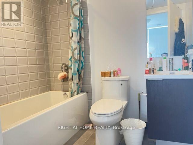 2104 - 203 College Street, Toronto, Ontario  M5T 1P9 - Photo 8 - C12941832