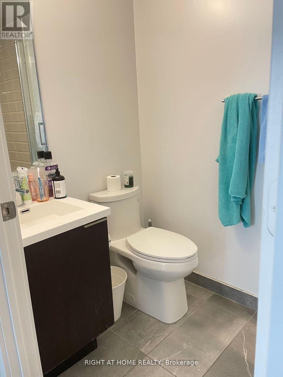 2104 - 203 College Street, Toronto, Ontario  M5T 1P9 - Photo 9 - C12941832