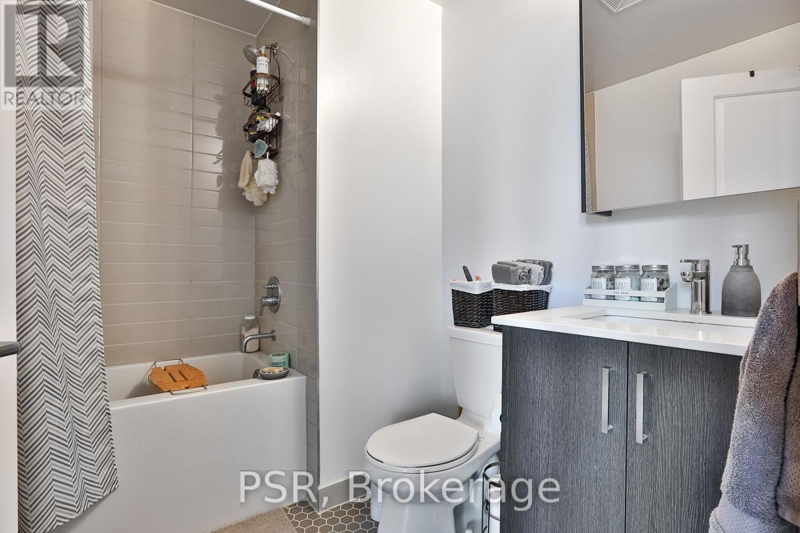 909 - 11 Lillian Street, Toronto, Ontario  M4S 2H7 - Photo 23 - C12941842