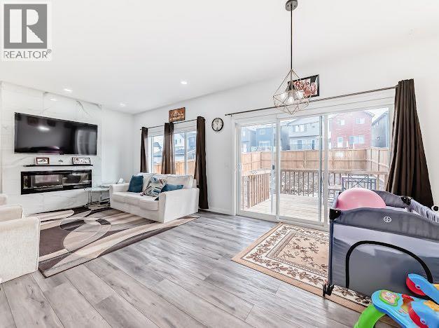 198 Lucas Heights Nw, Calgary, Alberta  T3P 1X4 - Photo 9 - A2295301
