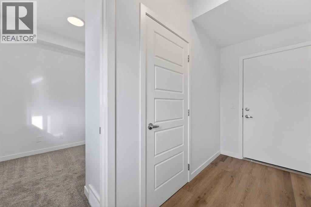 32 Red Embers Plaza NE, Calgary, Alberta  T3N 2W1 - Photo 5 - A2295986