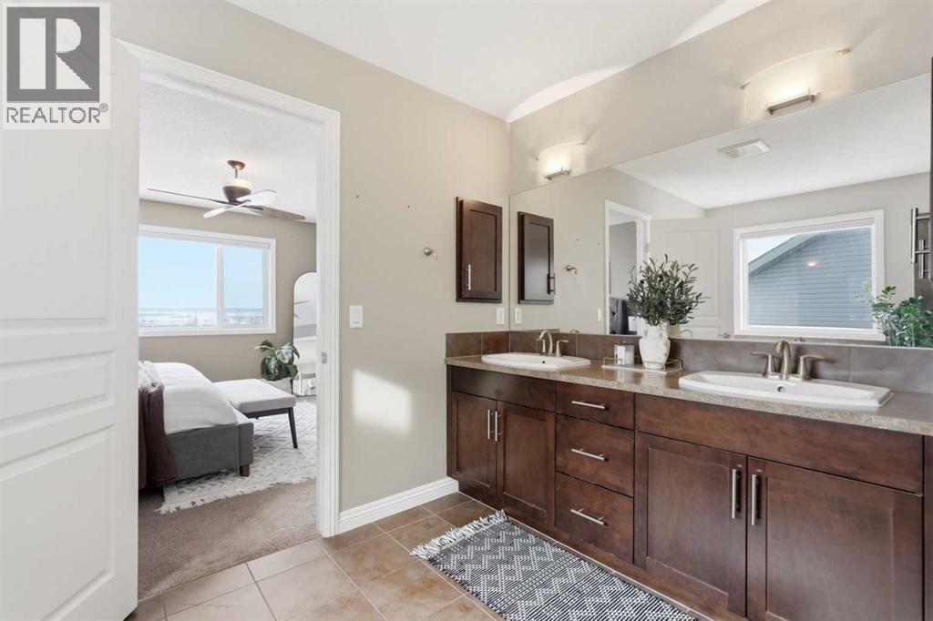 99 Sunset View, Cochrane, Alberta  T4C 0E8 - Photo 20 - A2297999