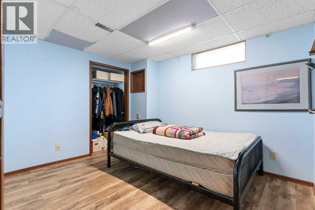 87 Hillgrove Drive Sw, Calgary, Alberta  T2V 3L8 - Photo 25 - A2298044