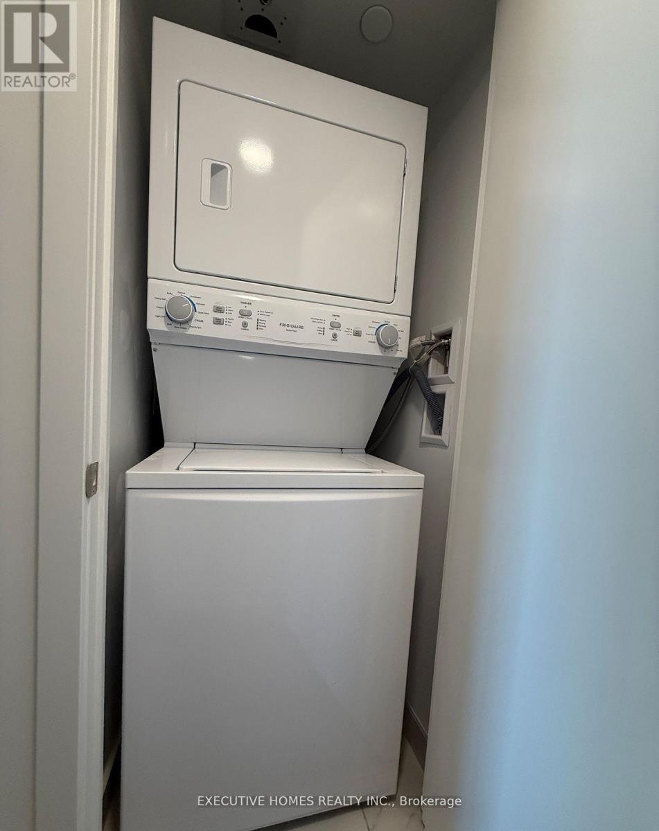 1503 - 1435 Celebration Drive, Pickering, Ontario  L1W 0C4 - Photo 17 - E12941778