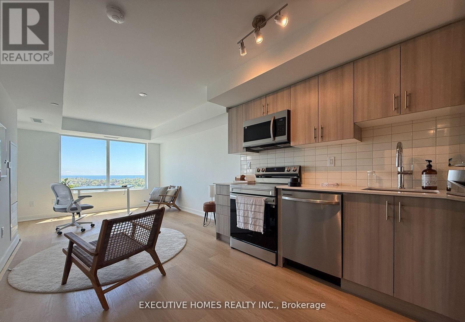 1503 - 1435 Celebration Drive, Pickering, Ontario  L1W 0C4 - Photo 8 - E12941778