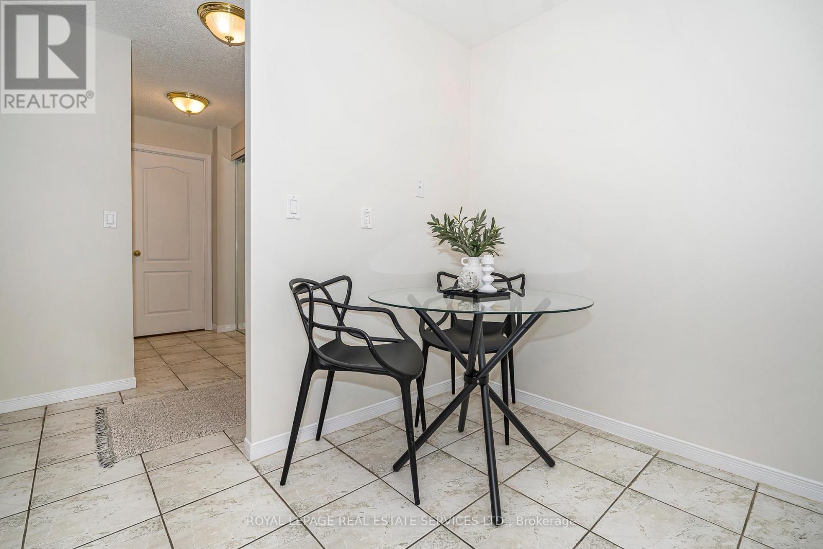 310 - 1000 The Esplanade N, Pickering, Ontario  L1V 6V4 - Photo 6 - E12941786