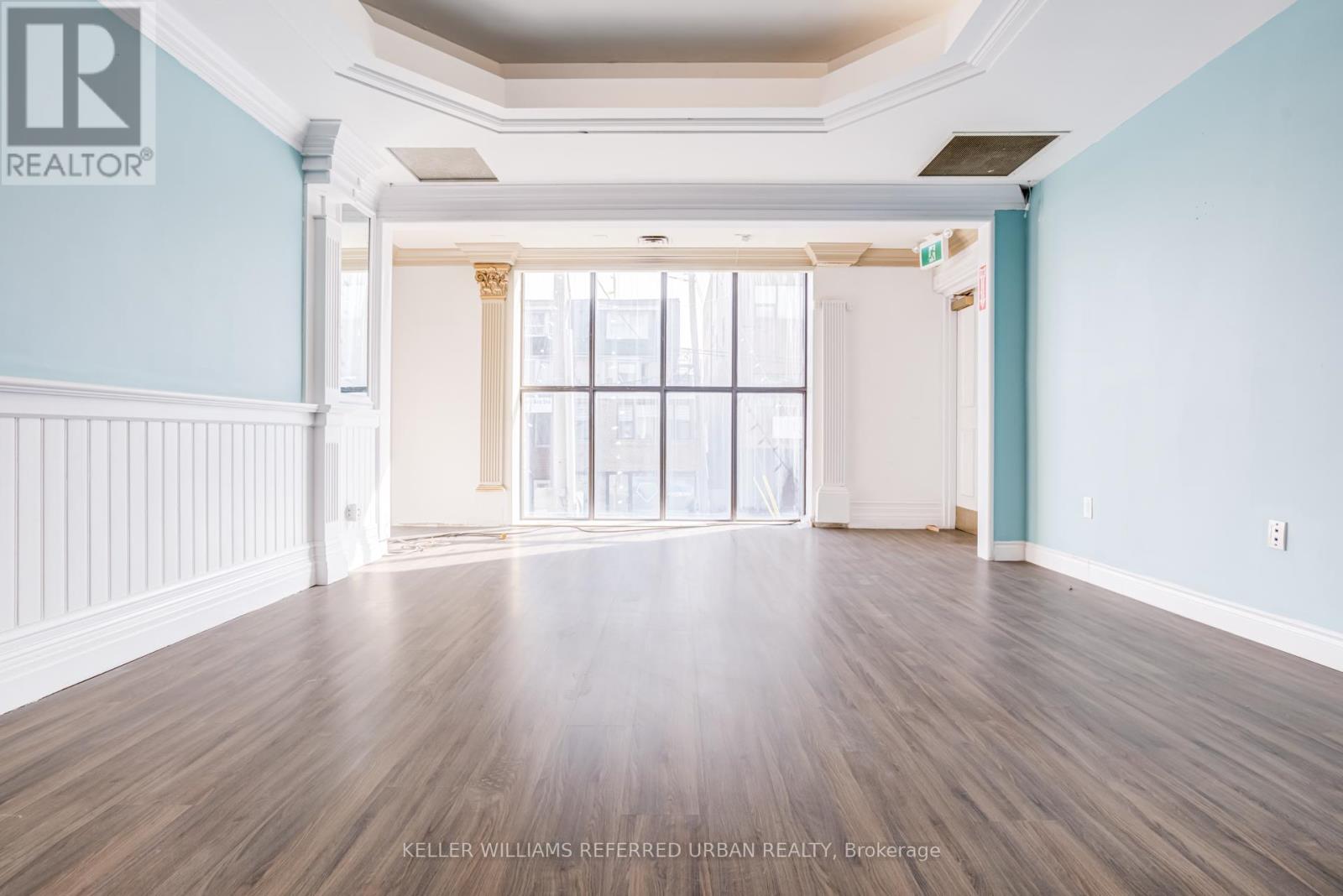 706 Pape Avenue, Toronto, Ontario  M4K 3S7 - Photo 8 - E12941812