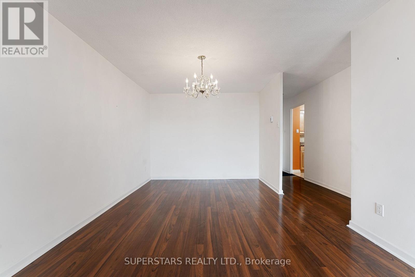 1407 - 1 Royal Orchard Boulevard, Markham, Ontario  L3T 3C2 - Photo 10 - N12941802