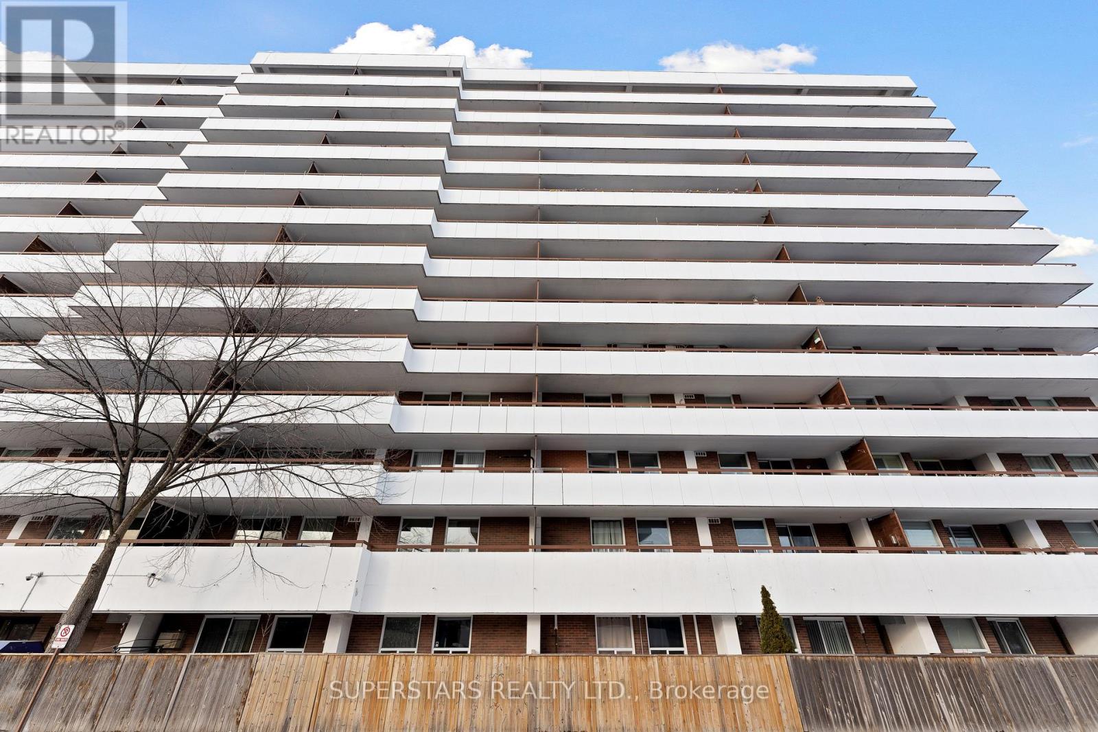 1407 - 1 Royal Orchard Boulevard, Markham, Ontario  L3T 3C2 - Photo 2 - N12941802