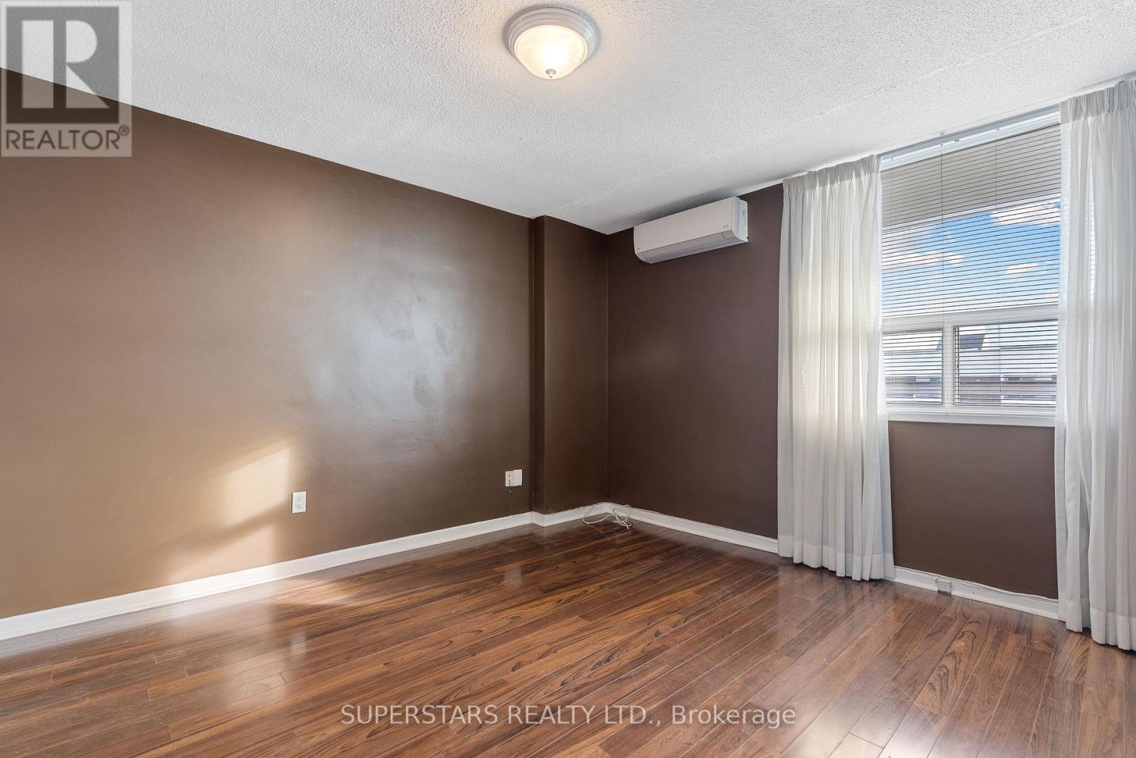 1407 - 1 Royal Orchard Boulevard, Markham, Ontario  L3T 3C2 - Photo 28 - N12941802