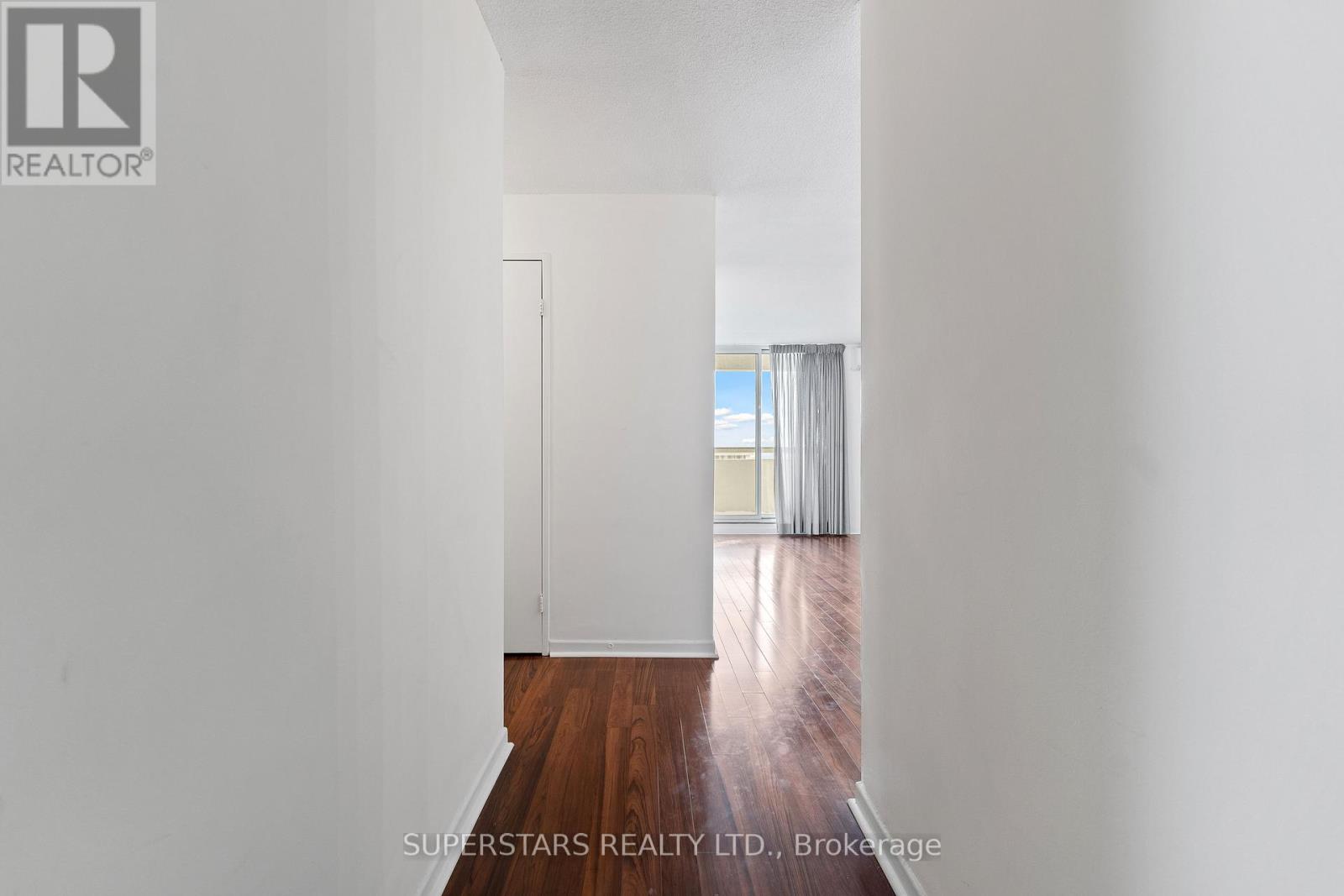 1407 - 1 Royal Orchard Boulevard, Markham, Ontario  L3T 3C2 - Photo 8 - N12941802