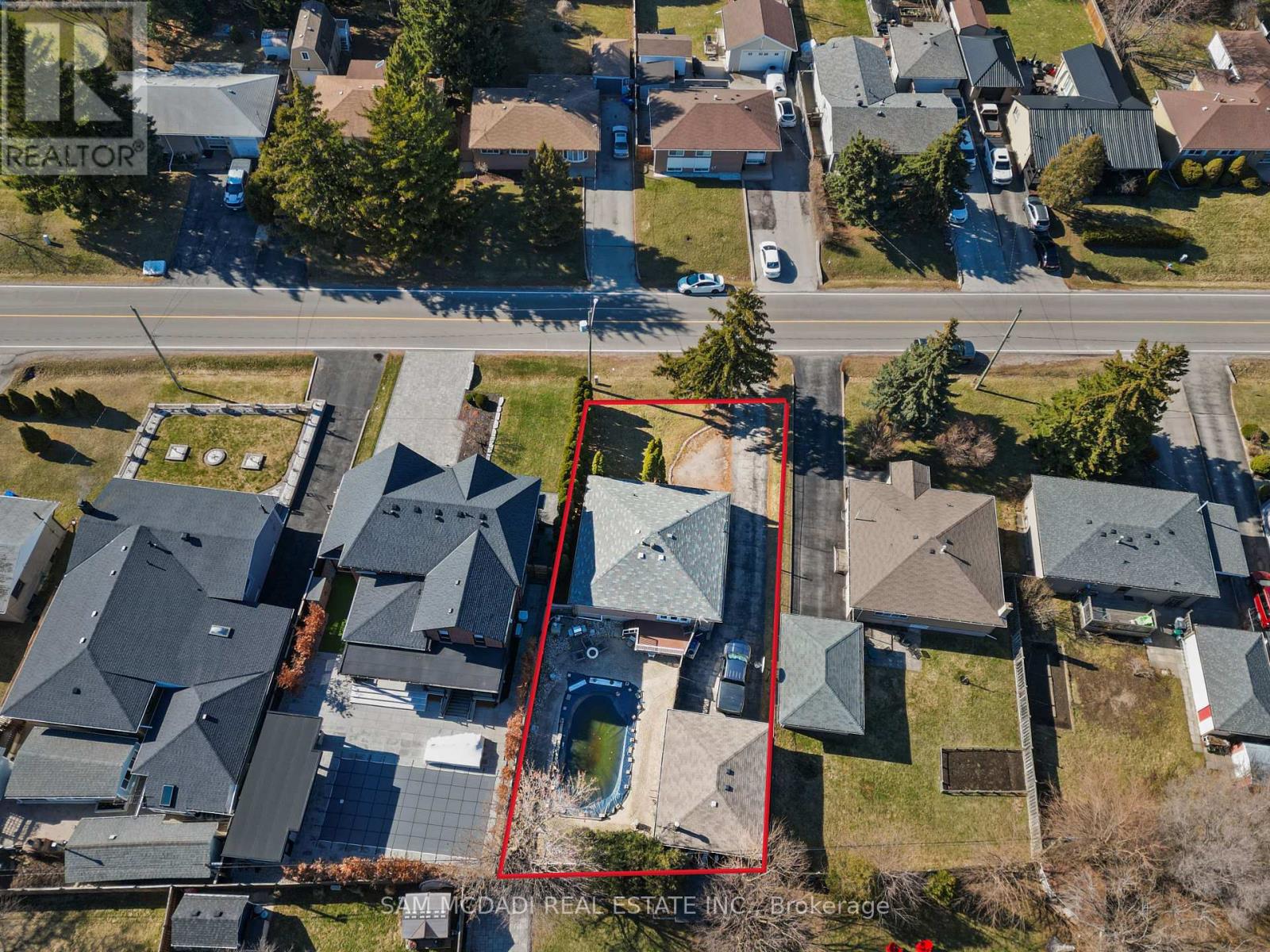 1294 Pinegrove Road, Oakville, Ontario  L6L 2X3 - Photo 2 - W12937582