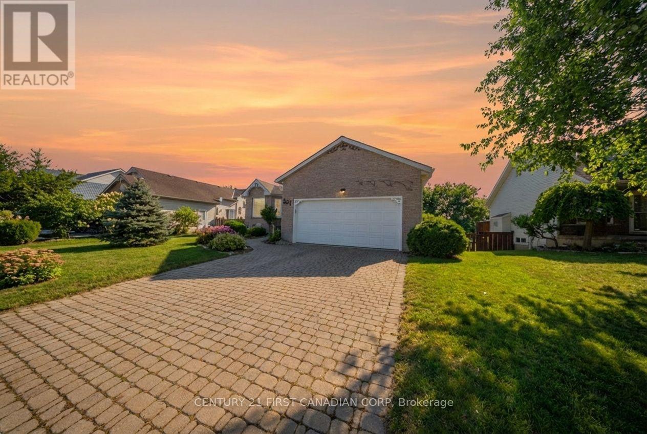 257 Fennel Street, Blandford-Blenheim, Ontario  N0J 1S0 - Photo 6 - X12846328