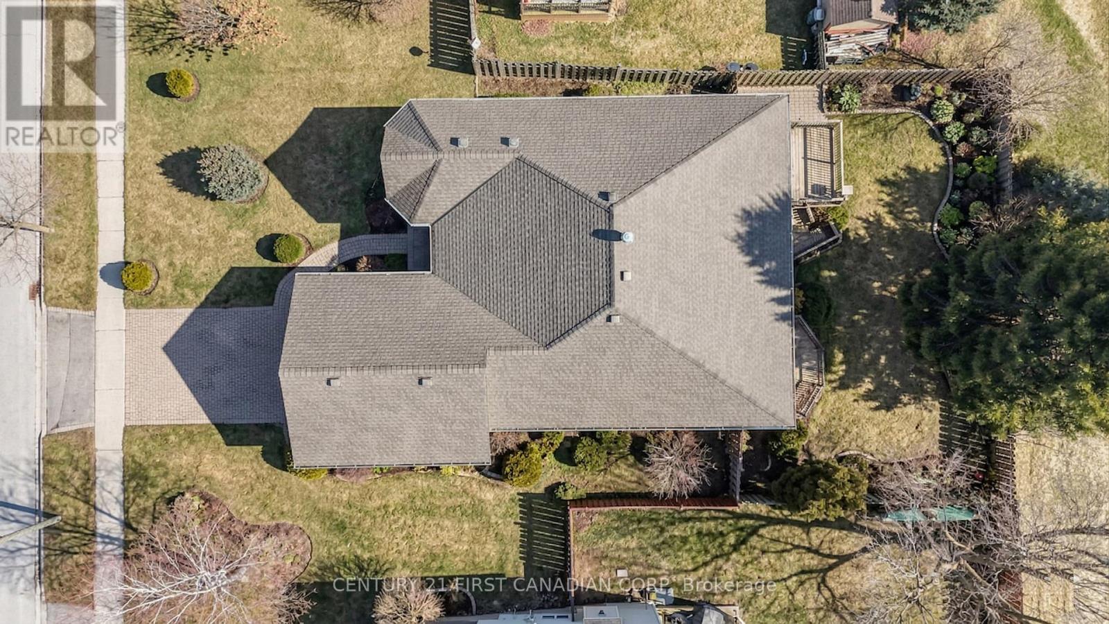 257 Fennel Street, Blandford-Blenheim, Ontario  N0J 1S0 - Photo 39 - X12846328