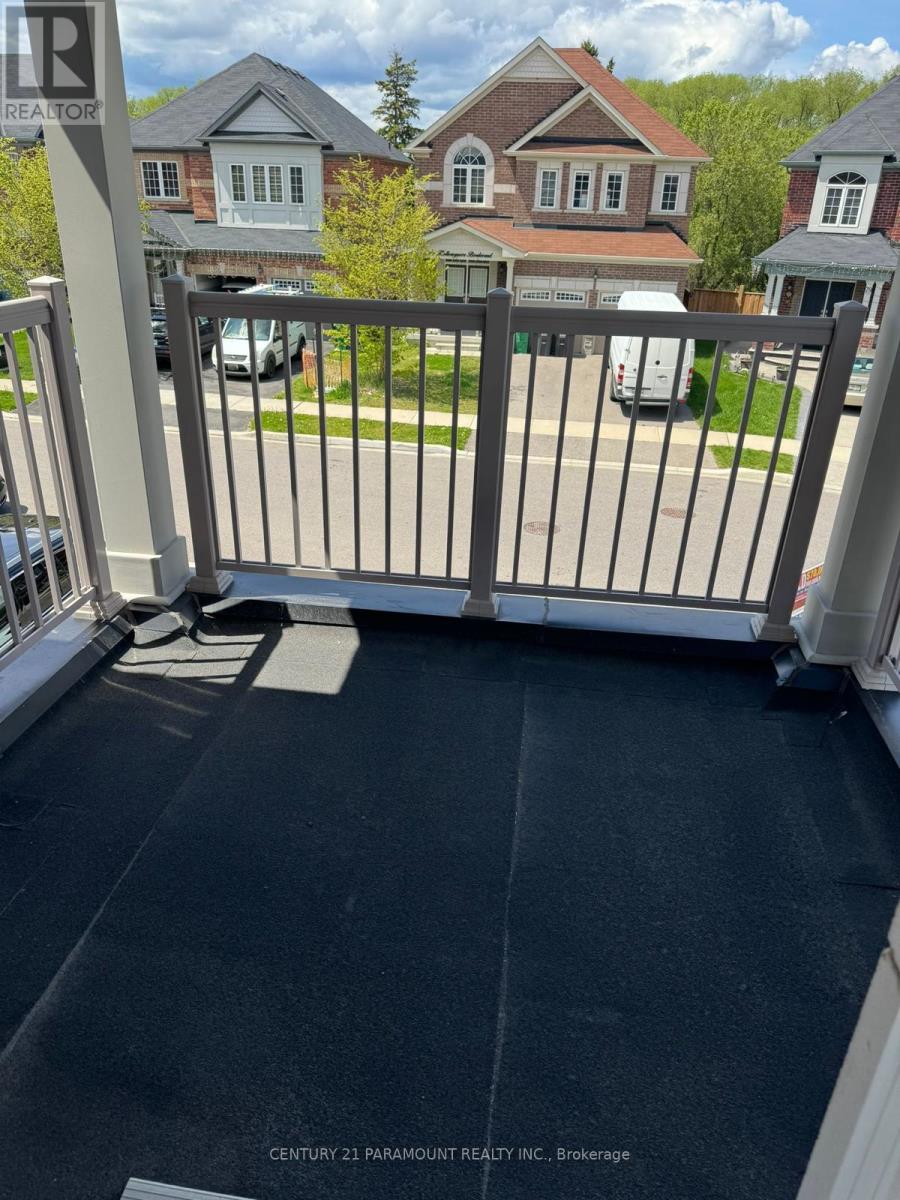 80 Hollowgrove Boulevard, Brampton, Ontario  L6P 1A9 - Photo 20 - W12941780