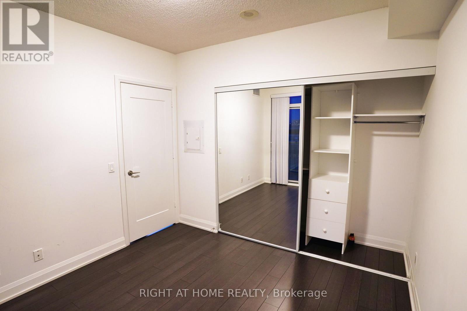 701 - 56 Annie Craig Drive, Toronto, Ontario  M8V 0C5 - Photo 7 - W12941808