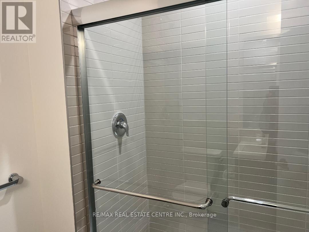 1007 - 3220 William Coltson Avenue, Oakville, Ontario  L6H 7X9 - Photo 13 - W12941814