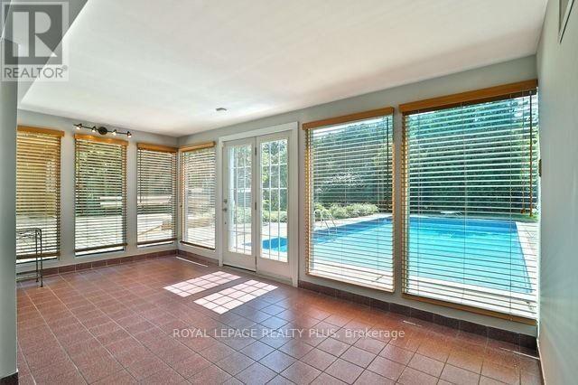 48 Birkbank Drive, Oakville, Ontario  L6J 4Y9 - Photo 13 - W12941820