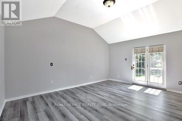 48 Birkbank Drive, Oakville, Ontario  L6J 4Y9 - Photo 18 - W12941820