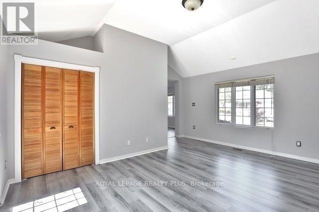 48 Birkbank Drive, Oakville, Ontario  L6J 4Y9 - Photo 19 - W12941820