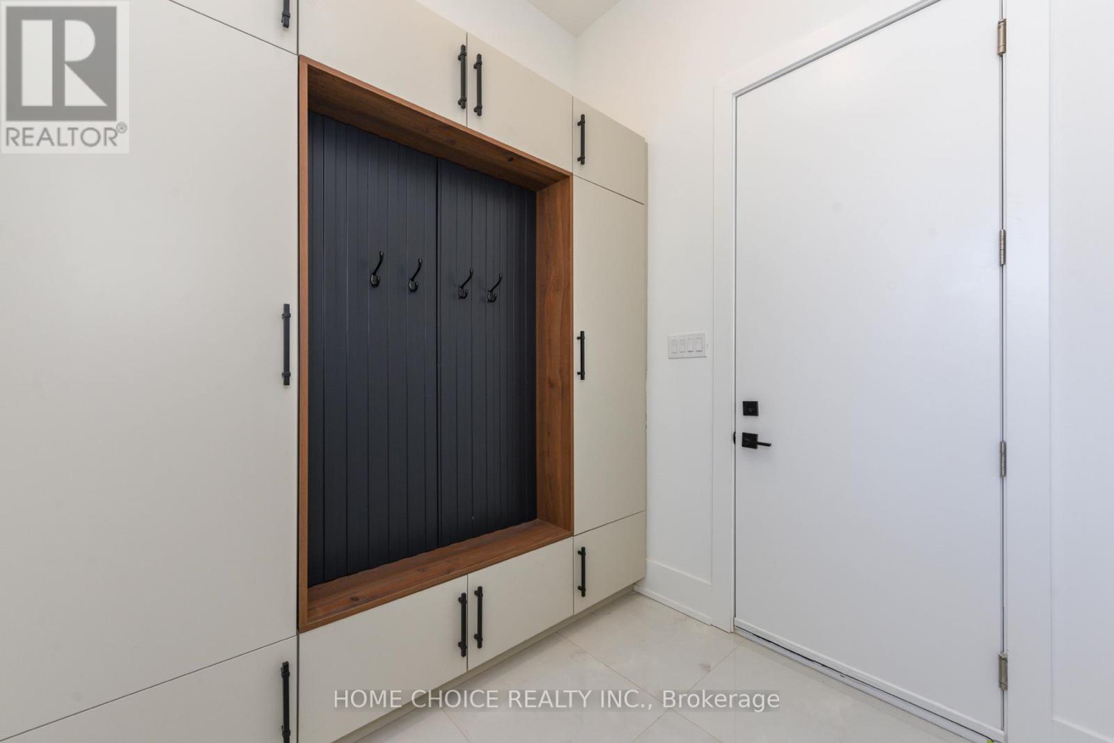 310 Tuck Drive, Burlington, Ontario  L7L 2R1 - Photo 10 - W12941830