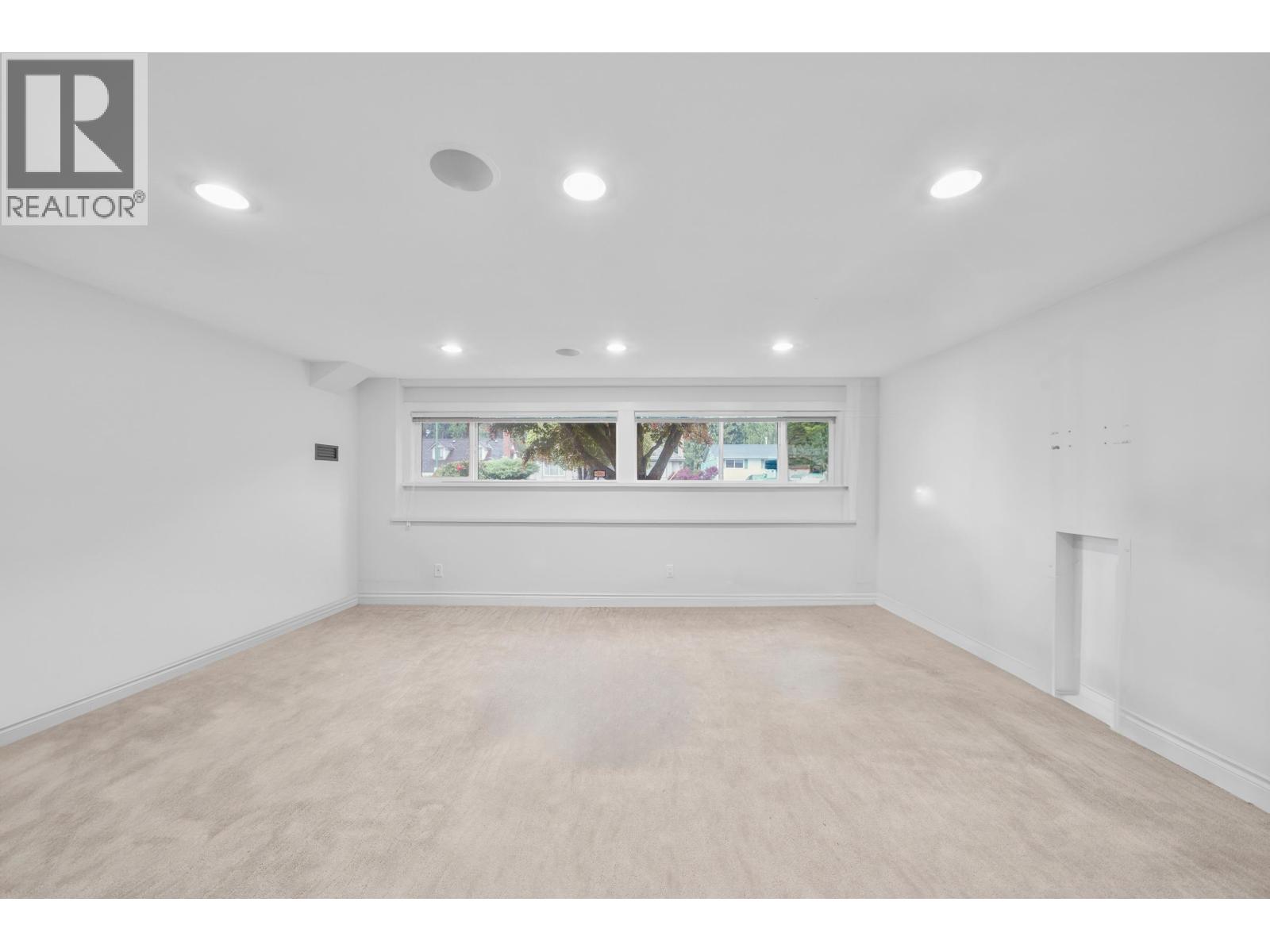 2160 Jordan Drive, Burnaby, British Columbia  V5B 4E8 - Photo 21 - R3104962