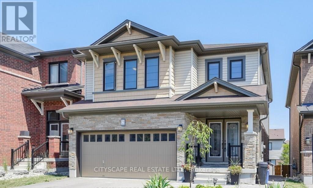 121 CRAFTER CRESCENT, Hamilton, Ontario