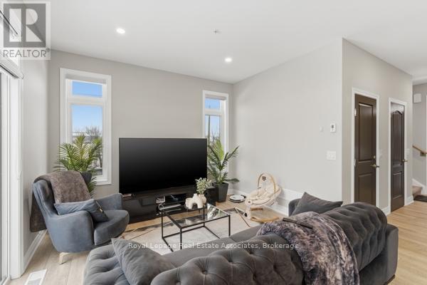 (Upper) - 3 Marshall Lane, St. Catharines, Ontario  L2P 0E8 - Photo 9 - X12941818