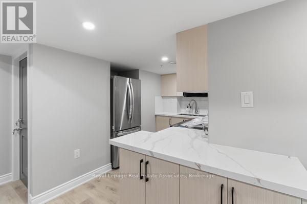 (Lower) - 3 Marshall Lane, St. Catharines, Ontario  L2P 0E8 - Photo 6 - X12941844