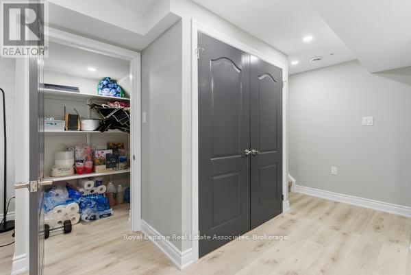 (Lower) - 3 Marshall Lane, St. Catharines, Ontario  L2P 0E8 - Photo 8 - X12941844