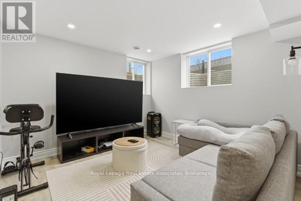 (Lower) - 3 Marshall Lane, St. Catharines, Ontario  L2P 0E8 - Photo 9 - X12941844