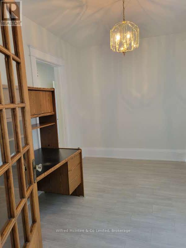 376 Lambton Street, West Grey, Ontario  N0G 1R0 - Photo 15 - X12566106