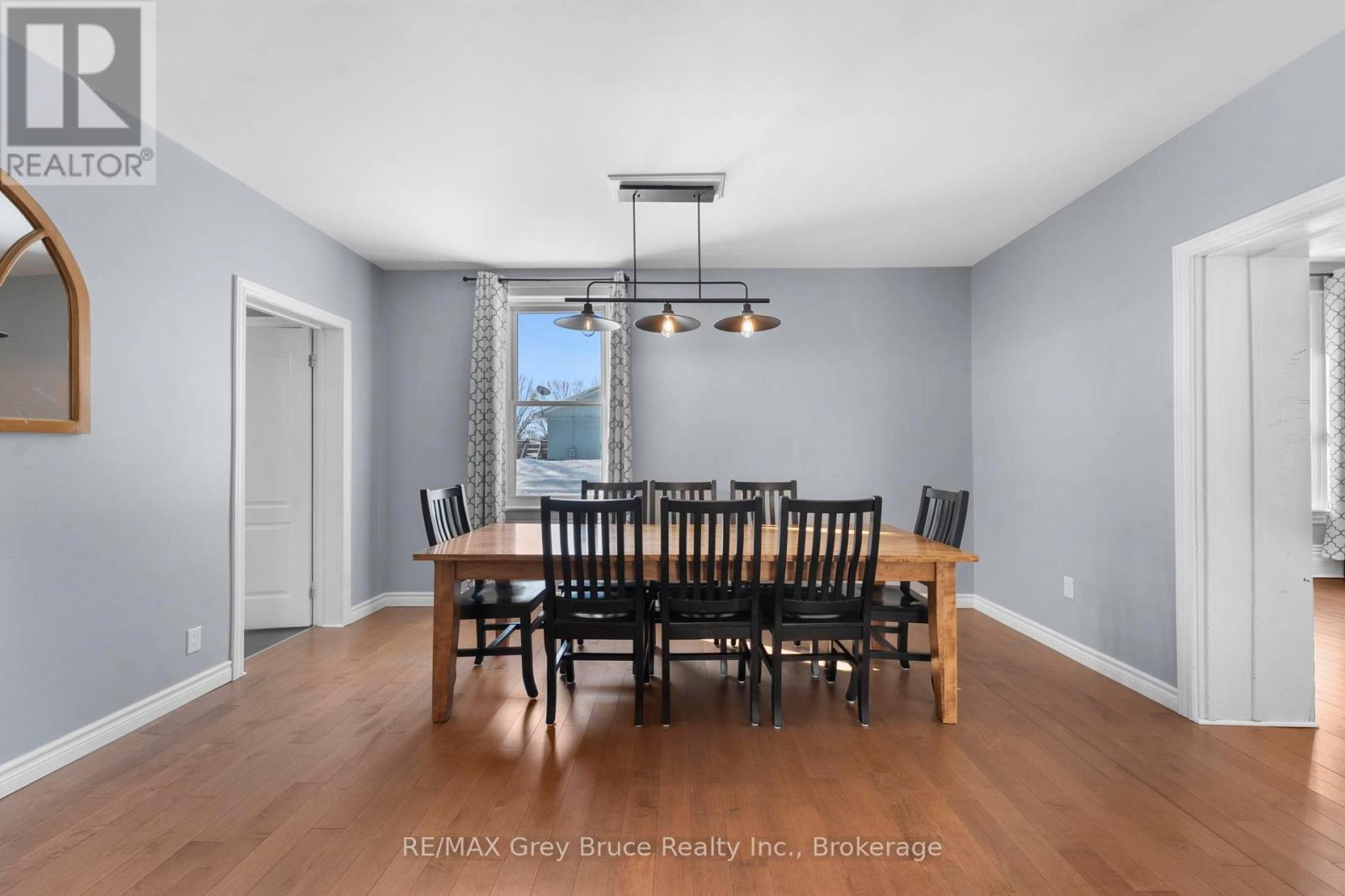 71 Main Street, Arran-Elderslie, Ontario  N0H 2N0 - Photo 11 - X12834790