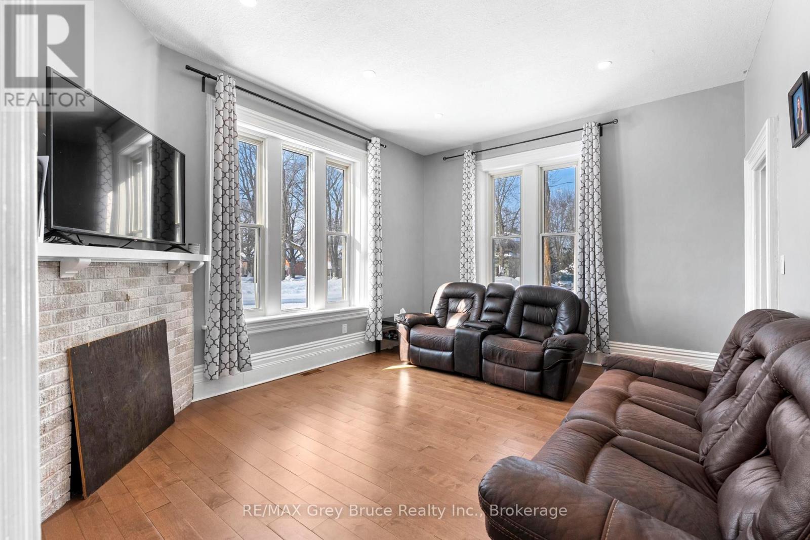 71 Main Street, Arran-Elderslie, Ontario  N0H 2N0 - Photo 16 - X12834790